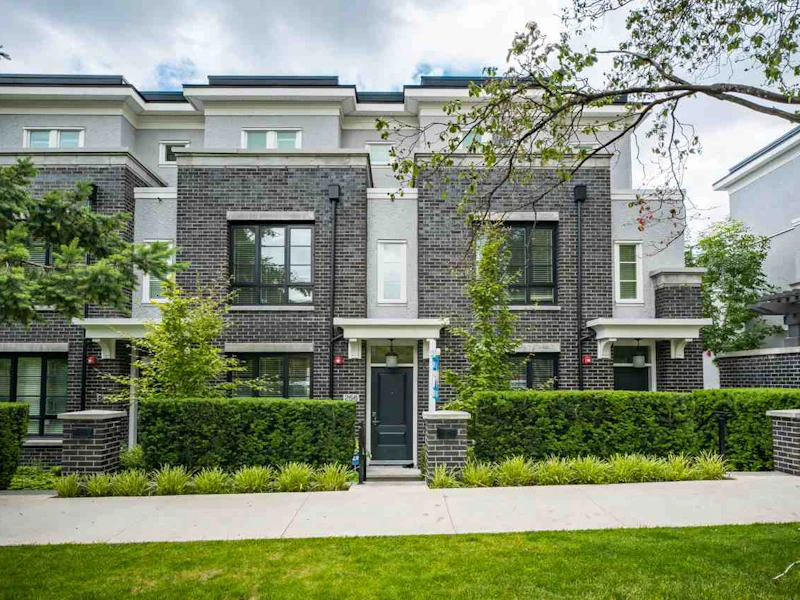 256 W 62nd Avenue, Vancouver BC