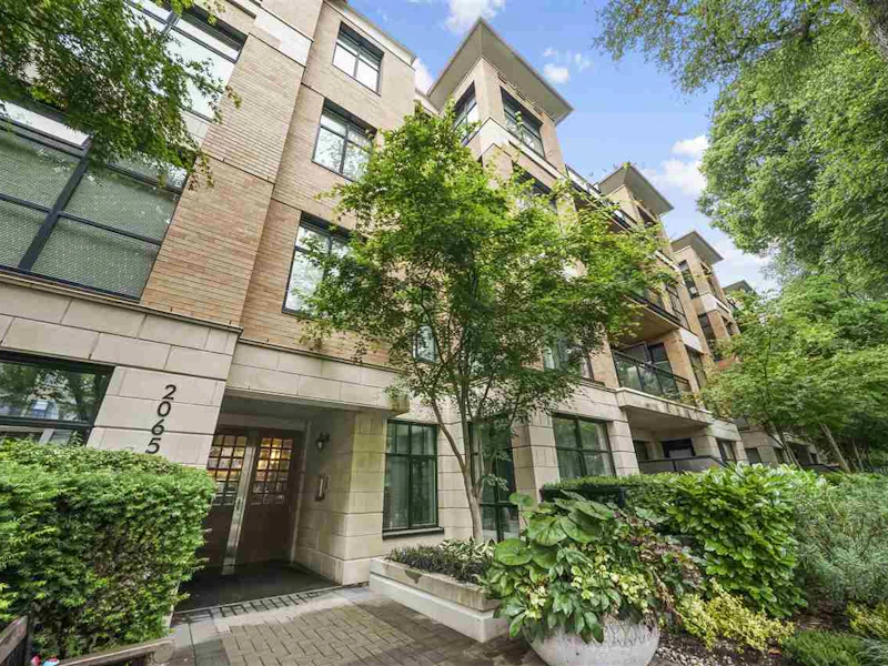 102 - 2065 W 12th Avenue, Vancouver BC V6J 5L9