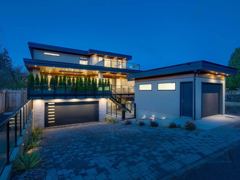 14078 North Bluff Road, Surrey BC V4B 3C3