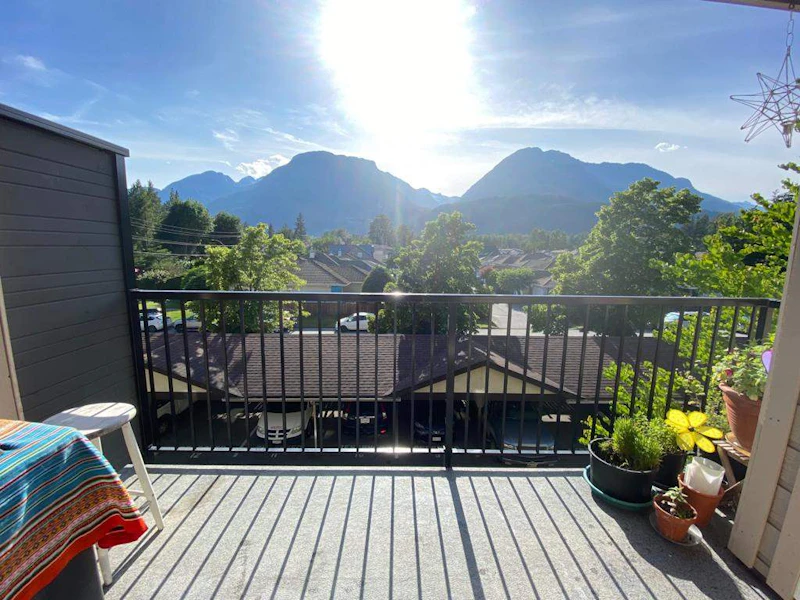 A305 - 40100 Willow Crescent, Squamish BC V8B 0L8