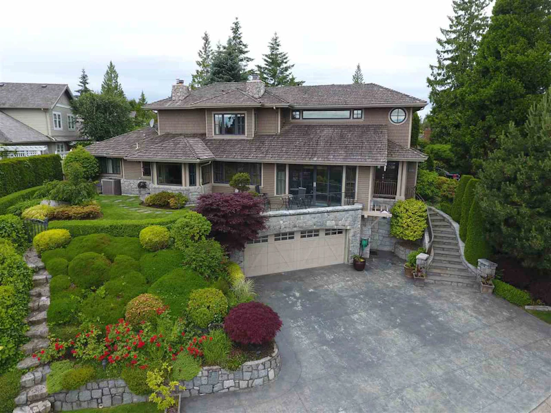 5149 Alderfeild Place, West Vancouver BC V7W 2W7