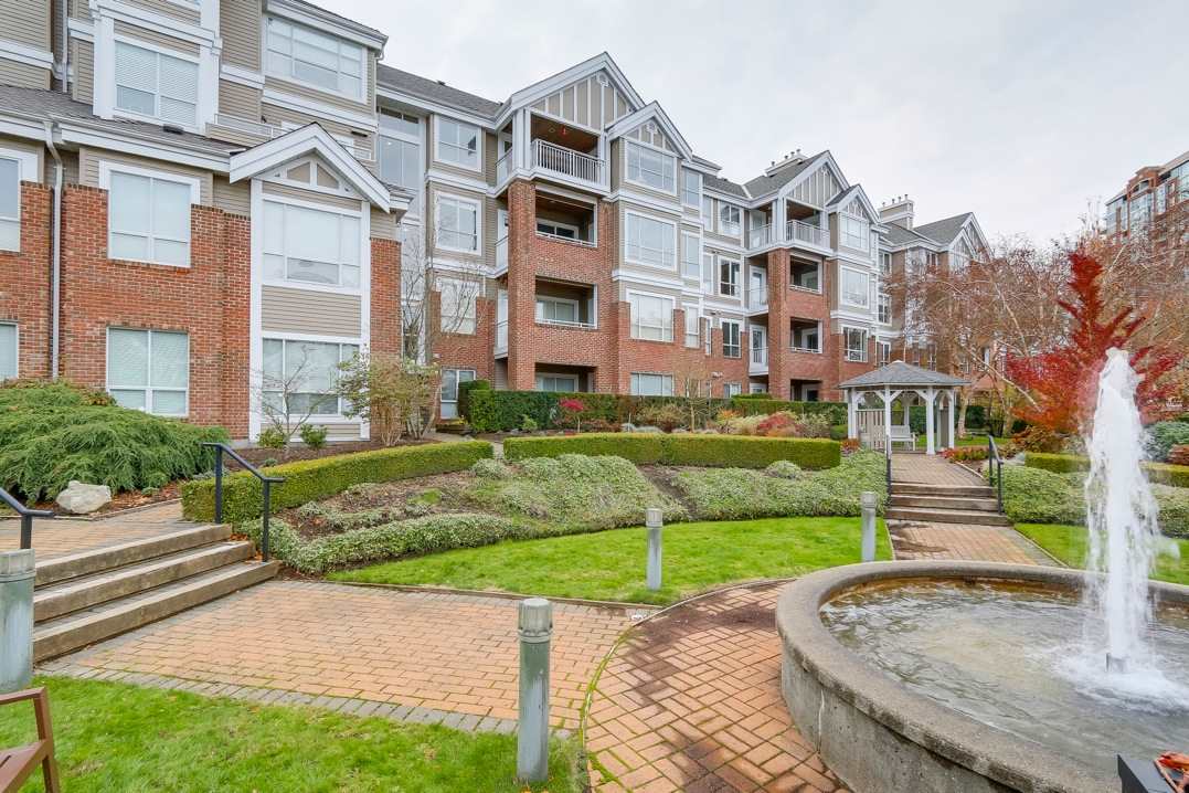 110-5760 Hampton Place  