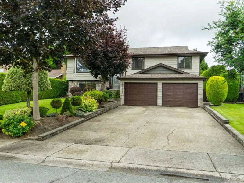17089 60a Avenue, Surrey BC V3S 6A7