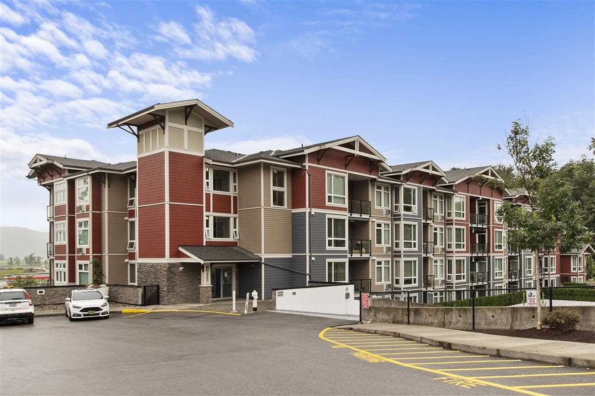 101-2242 Whatcom Rd  