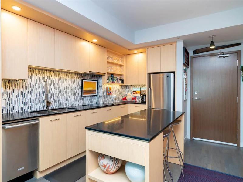 2404 - 13495 Central Avenue, Surrey BC