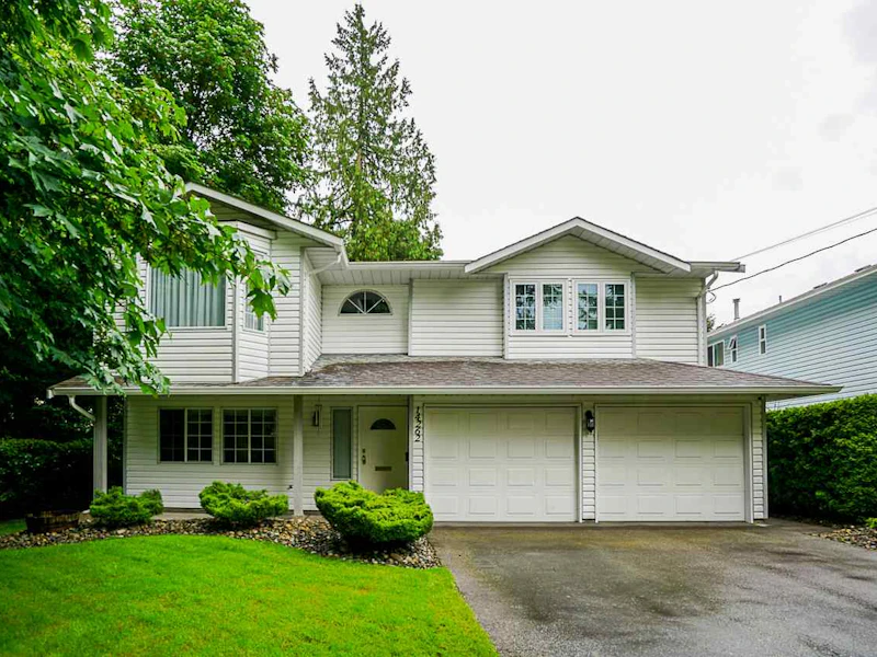 14262 75th Avenue, Surrey BC V3W 7A8