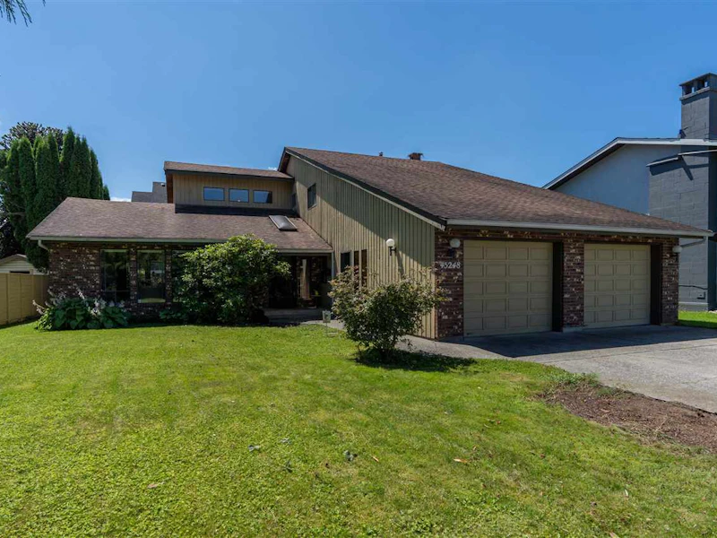 45248 Lenora Crescent, Chilliwack BC V2P 7C4