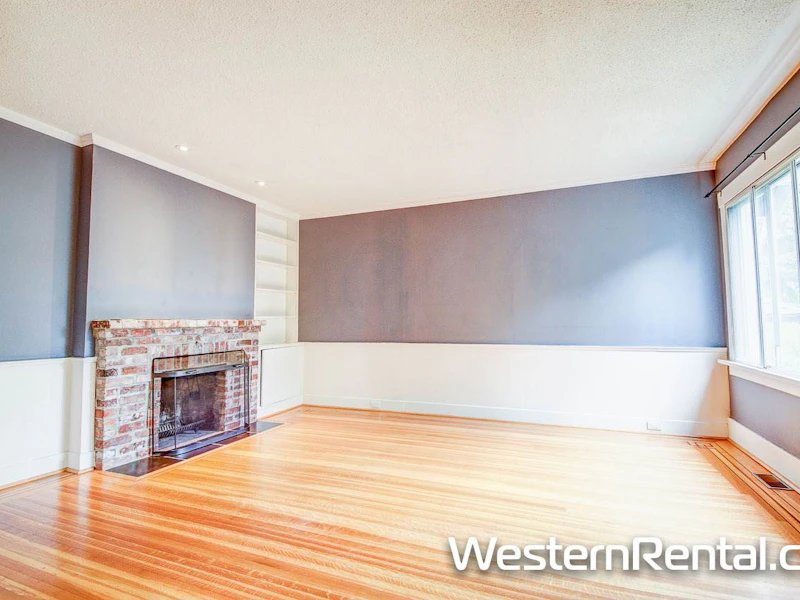 5165 Sherbrooke Street, Vancouver BC V5W 3M3