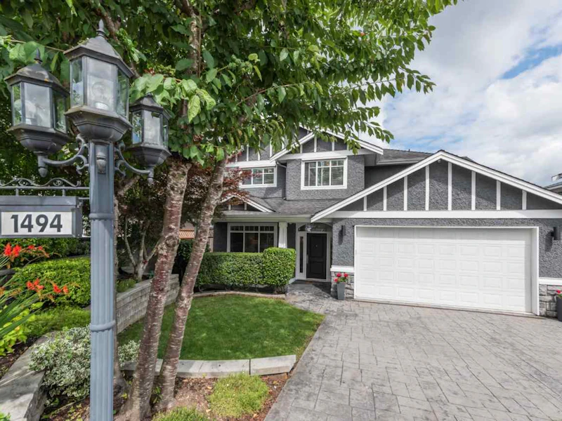 1494 Madison Avenue, Burnaby BC V5C 4Y8