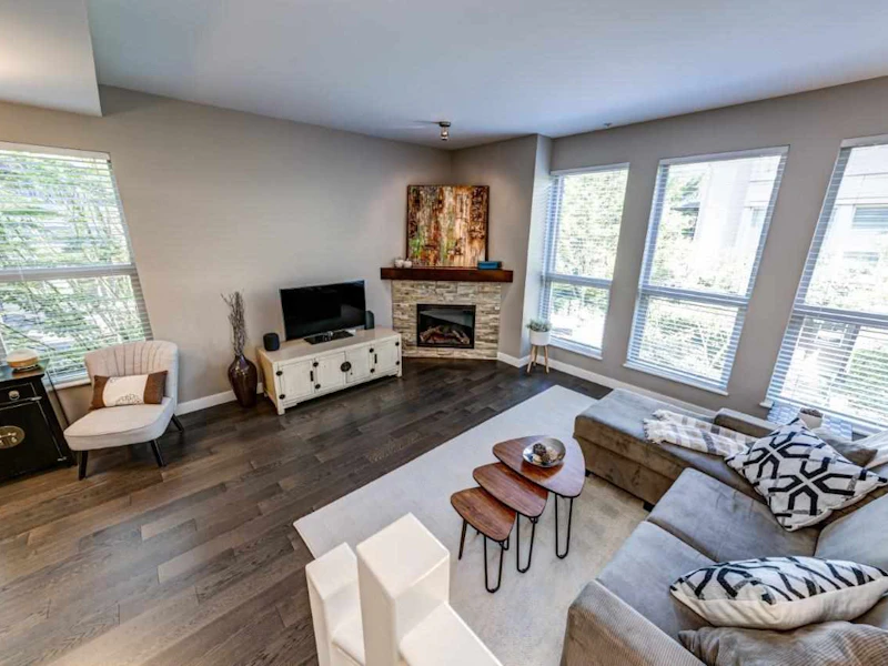 1 - 308 E 14th Street, North Vancouver BC V7L 2N6