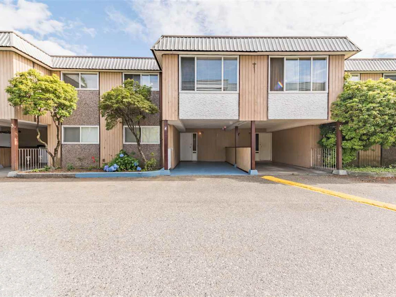 4 - 2241 Mccallum Road, Abbotsford BC V2S 3N7