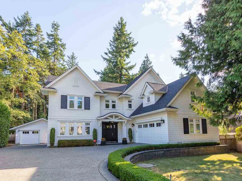 12754 23rd Avenue, Surrey BC V4A 2C7