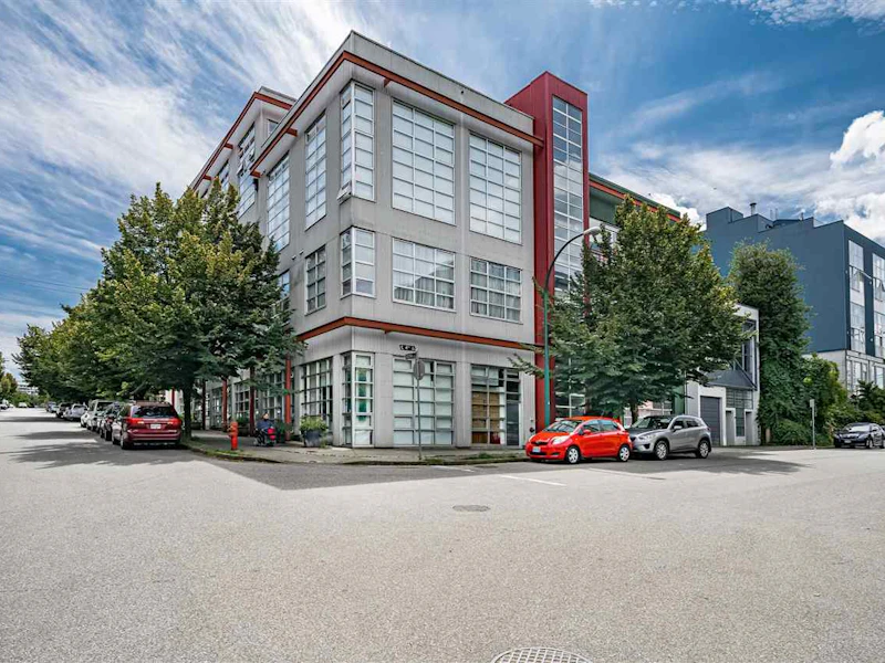 206 - 272 E 4th Avenue, Vancouver BC V5T 4S2