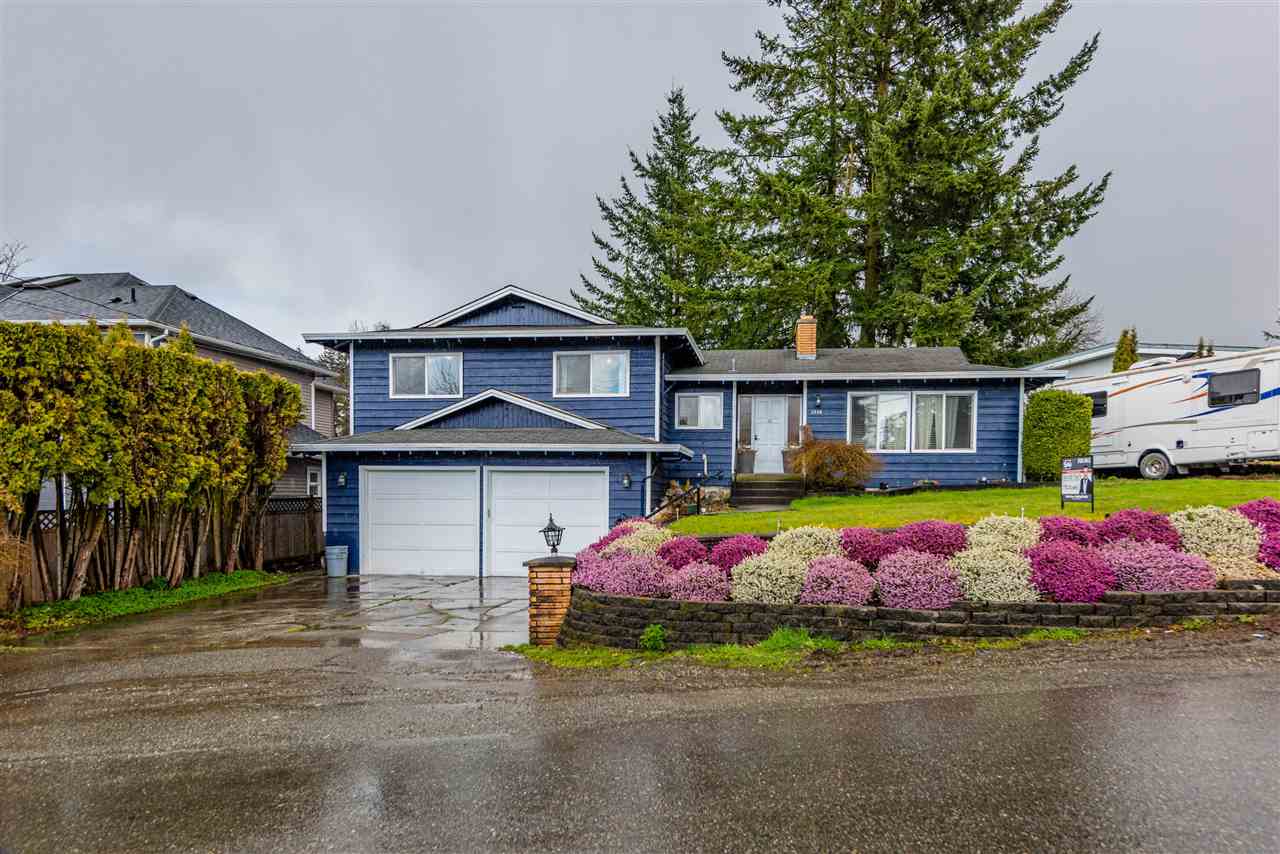 2316 Southdale Cres  