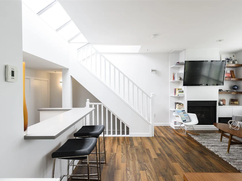 202 - 665 W 7th Avenue, Vancouver BC V5Z 1B6
