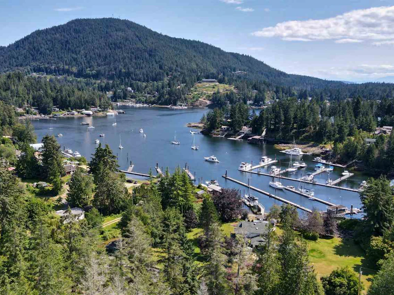 13322 Deller Road, Pender Harbour Egmont BC