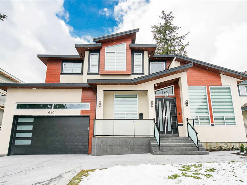 6201 190th Street, Surrey BC