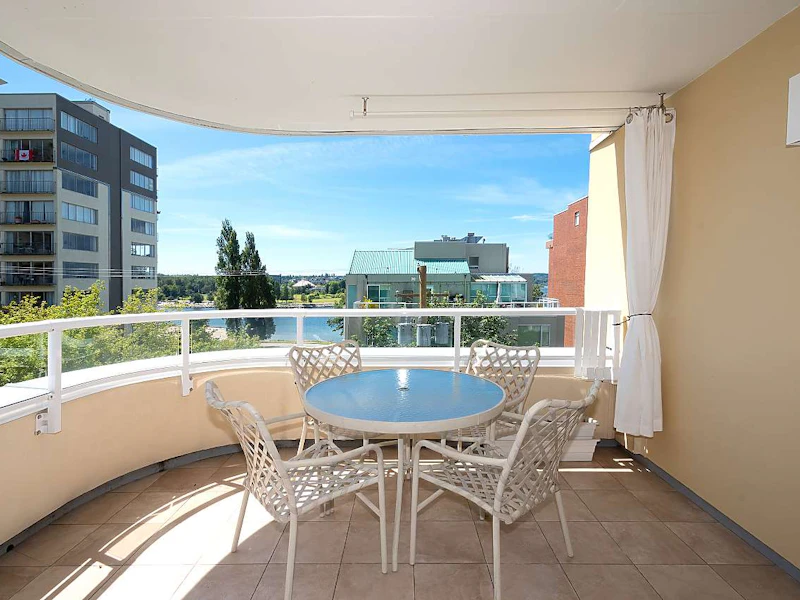 404 - 1406 Harwood Street, Vancouver BC V6G 1X5