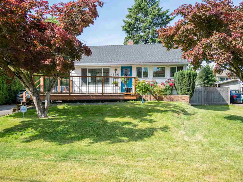 45295 Crescent Drive, Chilliwack BC V2P 1G5