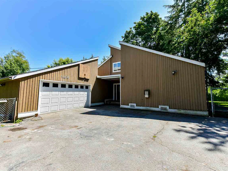 14676 55a Avenue, Surrey BC V3S 1B2