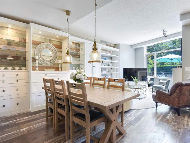 TH105 - 1383 Marinaside Crescent, Vancouver BC V6Z 2W9
