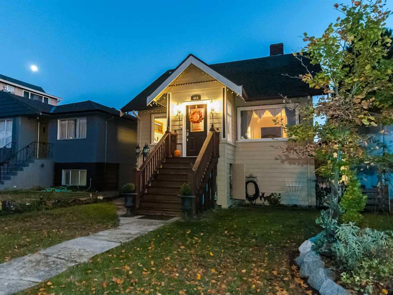 464 E 54th Avenue, Vancouver BC V5X 1L4