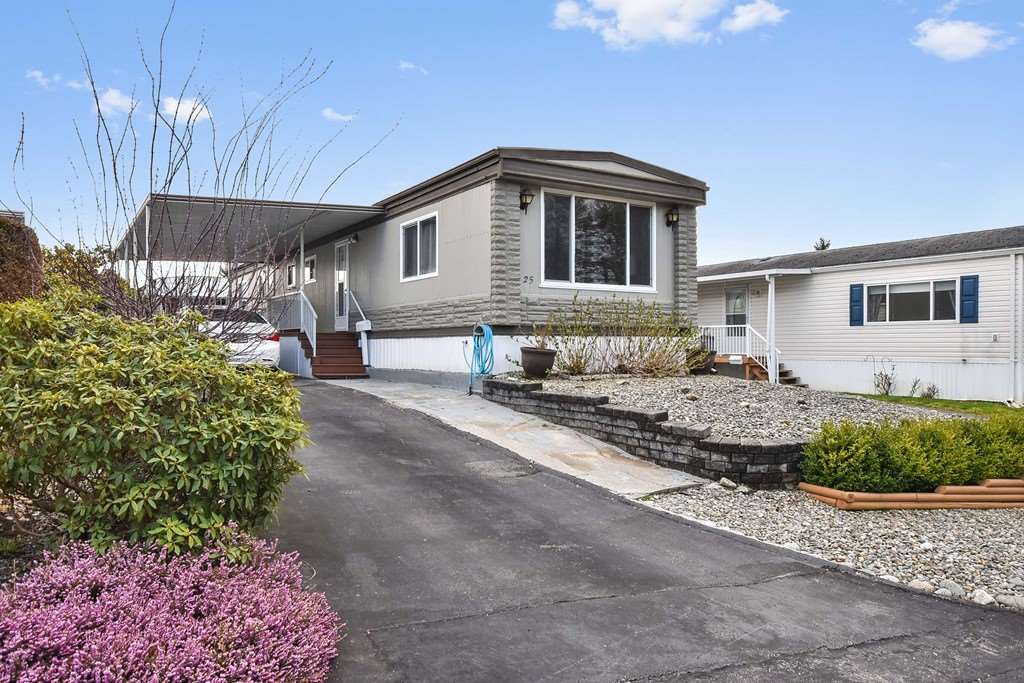 25-2035 Martens St  