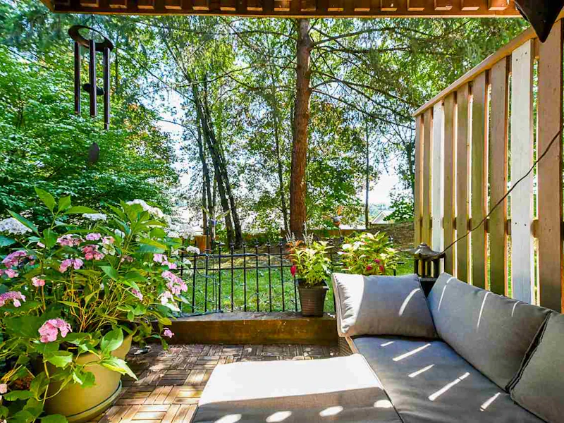 595 Carlsen Place, Port Moody BC V3H 4A1