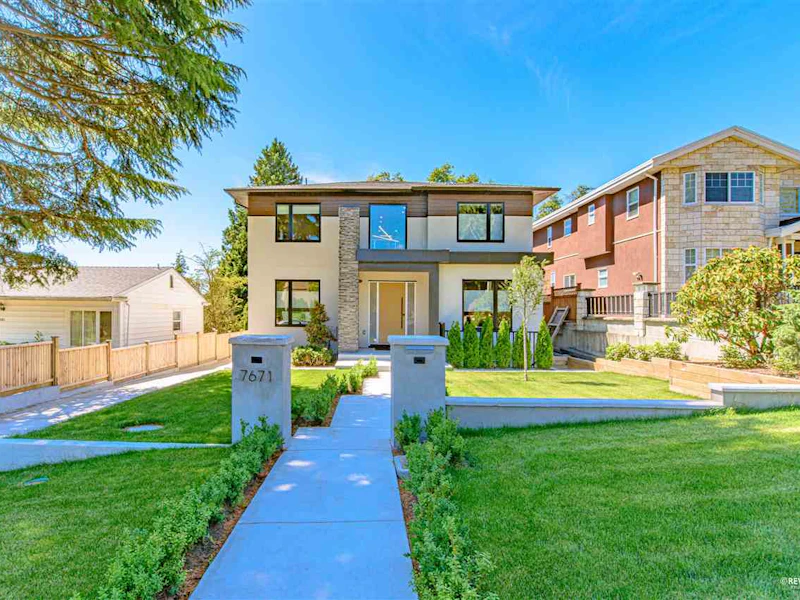 7671 Sussex Avenue, Burnaby BC V5J 3V9