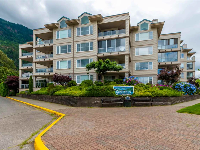 104 - 410 Esplanade Avenue, Harrison Hot Springs BC V0M 1A3
