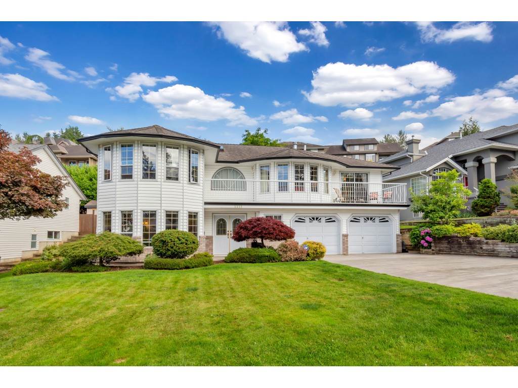 3558 Mckinley Dr  