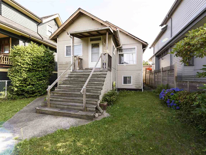 126 E 22nd Avenue, Vancouver BC V5V 1T6