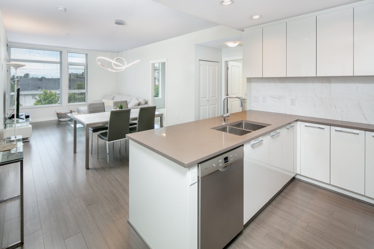 406-3263 Pierview Cres  