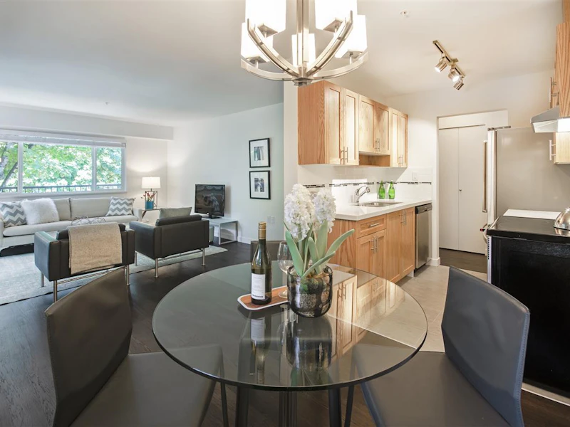 308 - 357 E 2nd Street, North Vancouver BC V7L 1C6