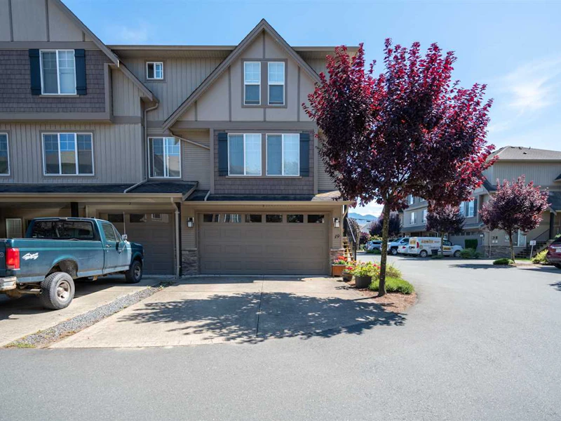19 - 46321 Cessna Drive, Chilliwack BC V2P 1A7