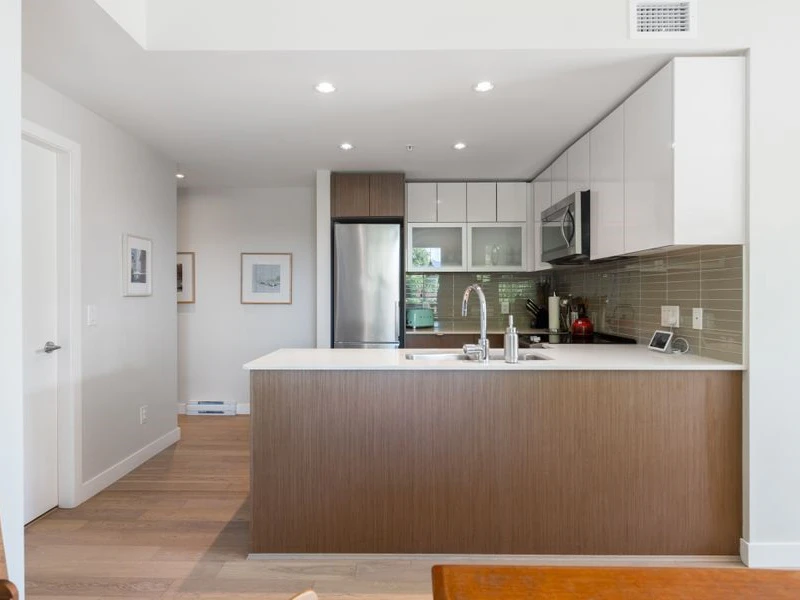 203 - 688 E 19th Avenue, Vancouver BC