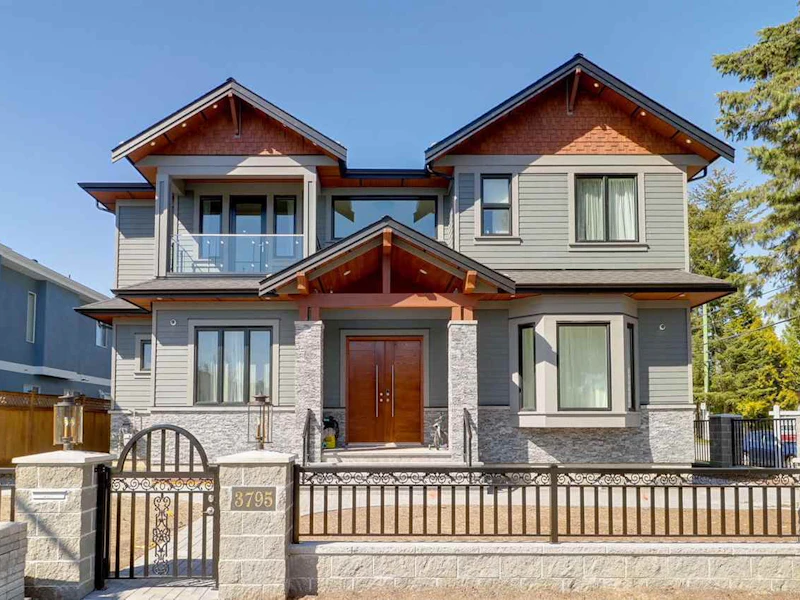 3795 Fir Street, Burnaby BC V5G 2A4