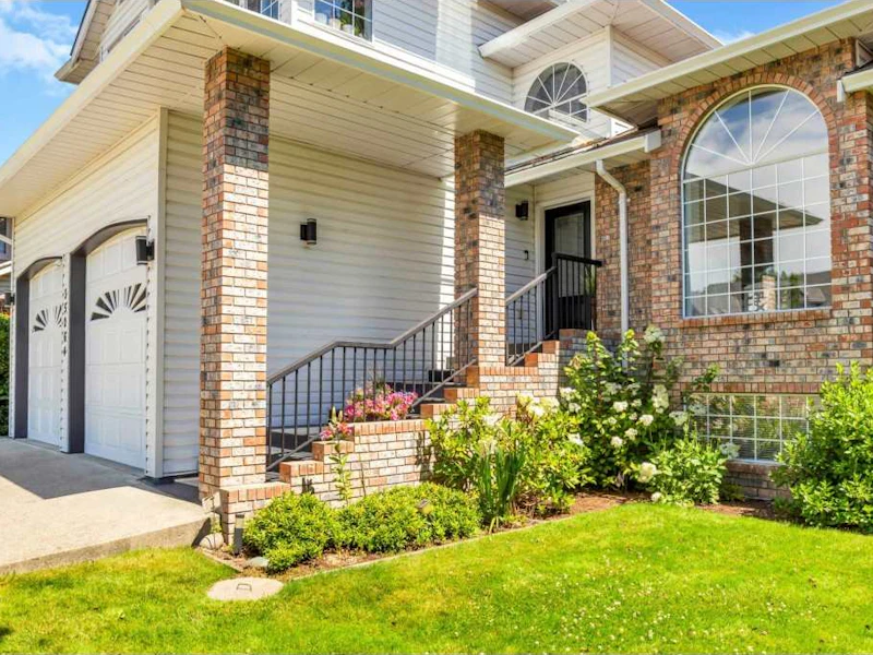 35264 Marshall Road, Abbotsford BC V3G 2C1