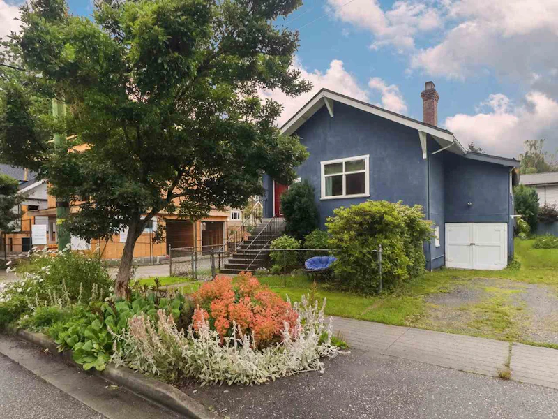 3730 Windsor Street, Vancouver BC V5V 4N7