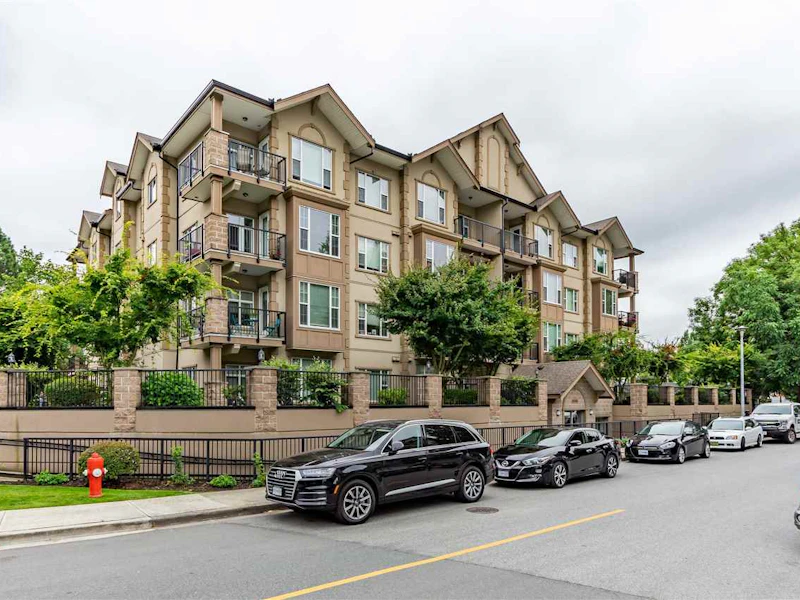 206 - 20286 53a Avenue, Langley BC V3A 0A8