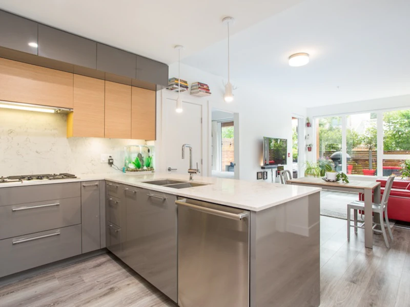 104 - 1327 Draycott Road, North Vancouver BC