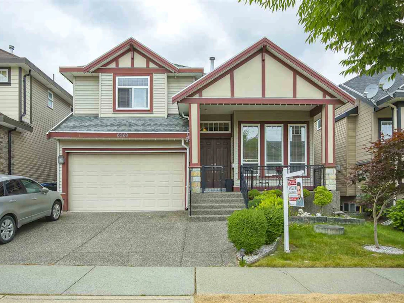 6269 141a Street, Surrey BC V3X 0B2