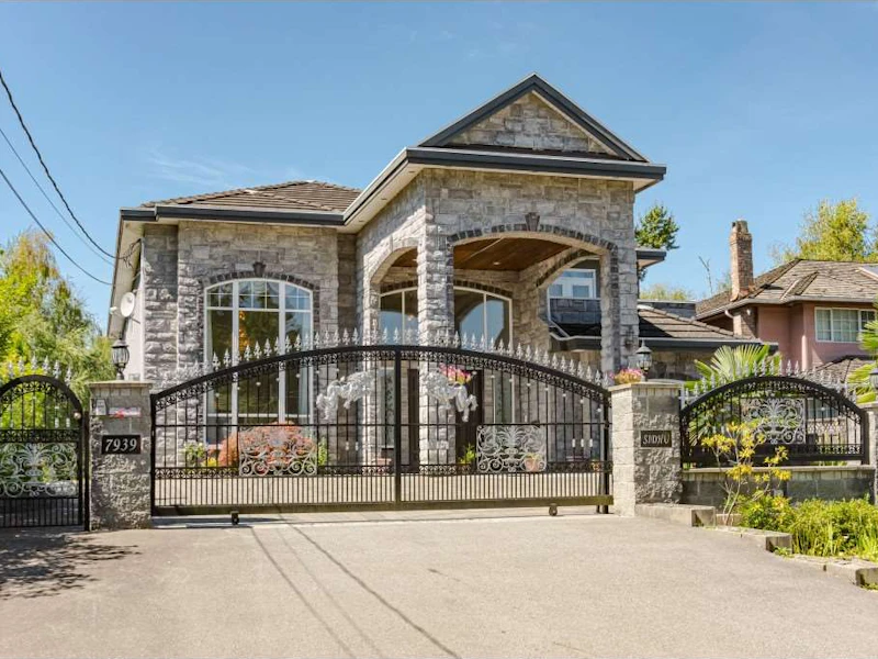 7939 Mclennan Avenue, Richmond BC V6Y 2T8