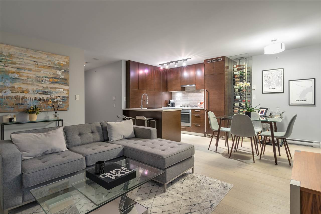 708-535 Smithe Street  