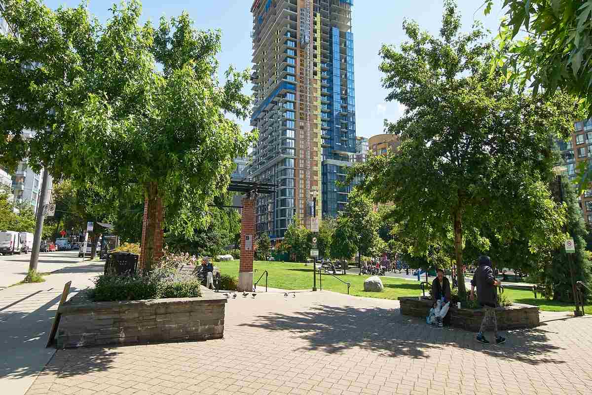 1110-1082 Seymour St  