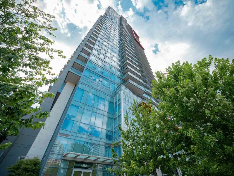 1605 - 4688 Kingsway Street, Burnaby BC V5H 2B3