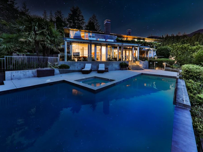 4454 Regency Place, West Vancouver BC V7W 1B9