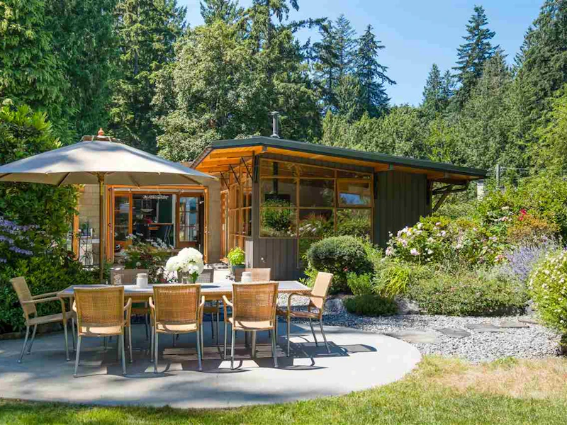 4630 Piccadilly North Road, West Vancouver BC V7W 1E2