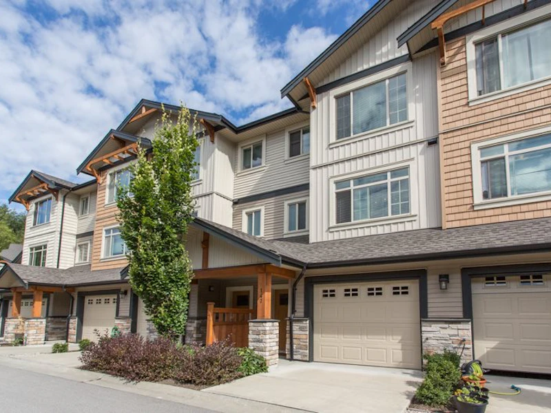 147 - 11305 240th Street, Maple Ridge BC