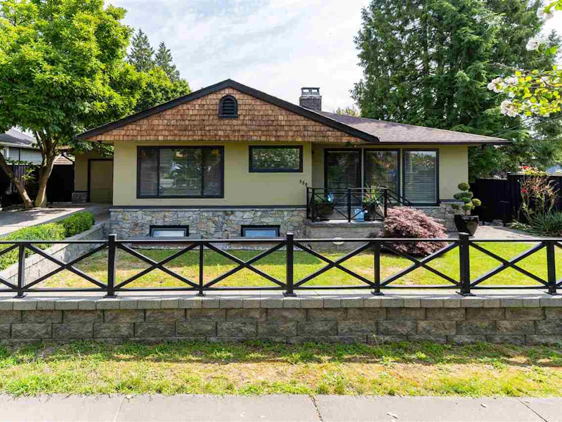 330 Buchanan Avenue, New Westminster BC V3L 3Z4